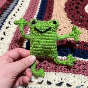 Cute Green Hand Made Crochet Leggy Frog